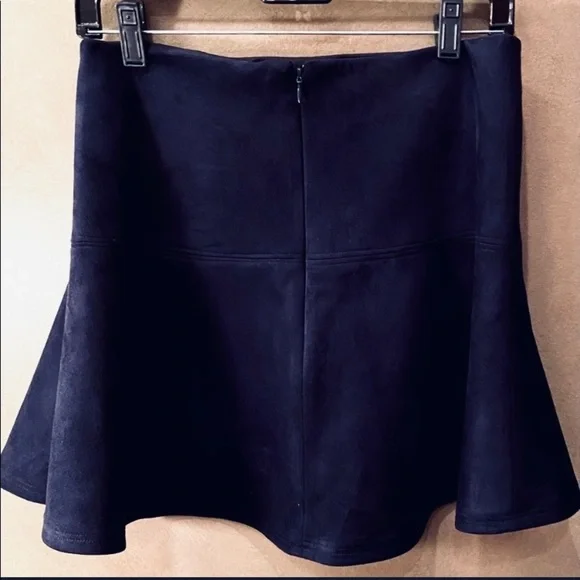 Jack by BB Dakota Delacour Navy Suede Skirt and Top set - Picture 10 of 10